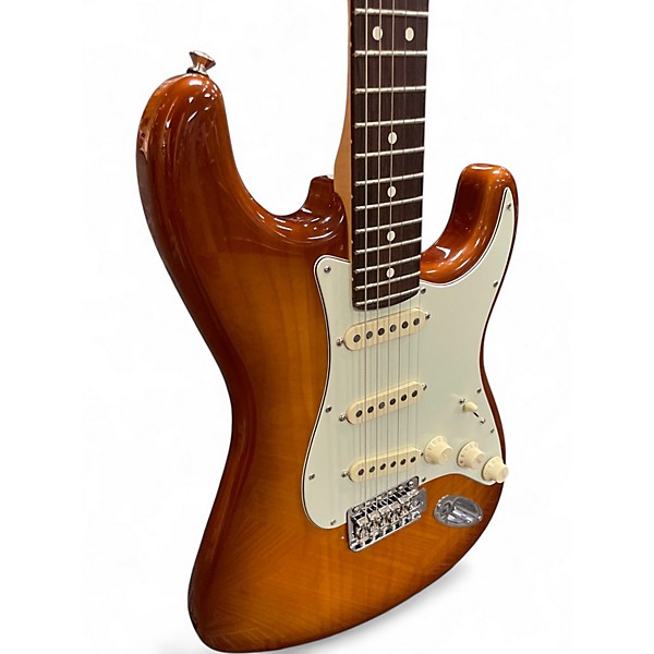 Used 2025 Fender American Performer Stratocaster SSS Honey Burst Solid Body Electric Guitar