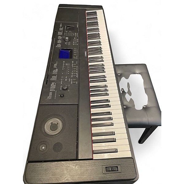 Used Yamaha DGX660B Portable Keyboard