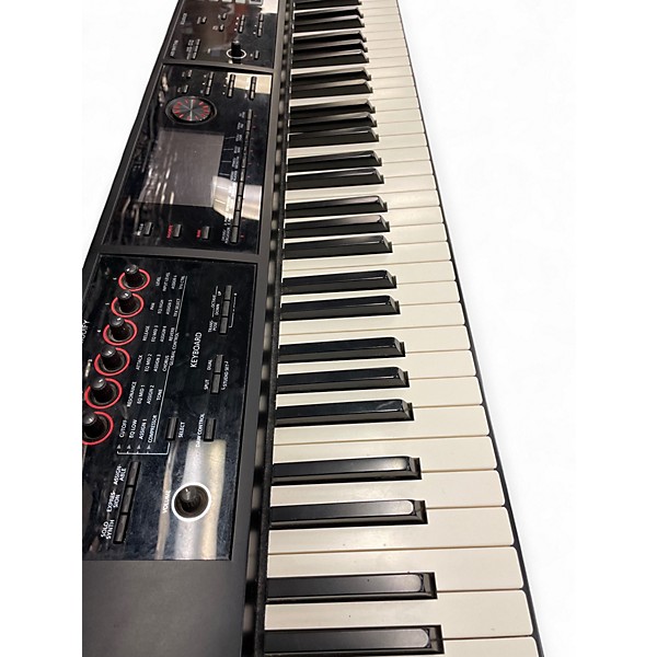Used Roland FA08 Keyboard Workstation