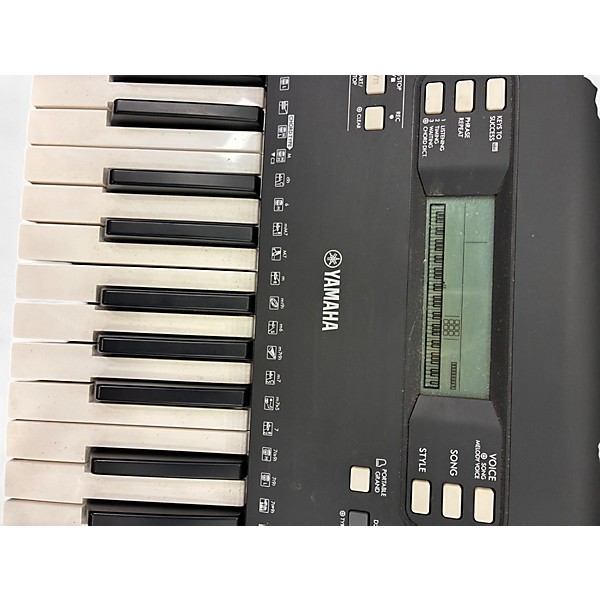 Used Yamaha PSREW310 76 Key Keyboard Workstation