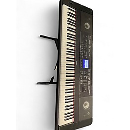 Used Yamaha DGX660 Portable Keyboard