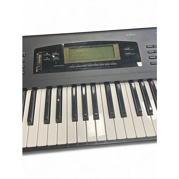 Used KORG O1/w Keyboard Workstation