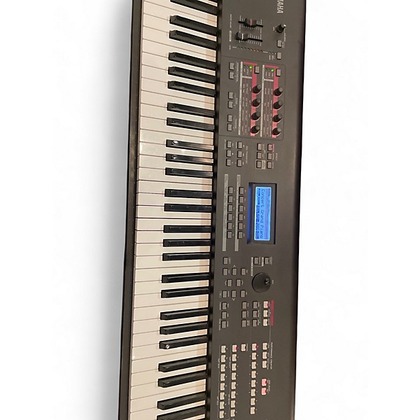 Used Yamaha MOXF8 88 Key Keyboard Workstation