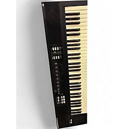 Used Native Instruments Komplete Kontrol S61 MIDI Controller