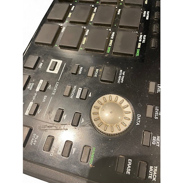 Used Akai Professional MPC1000 Production Controller