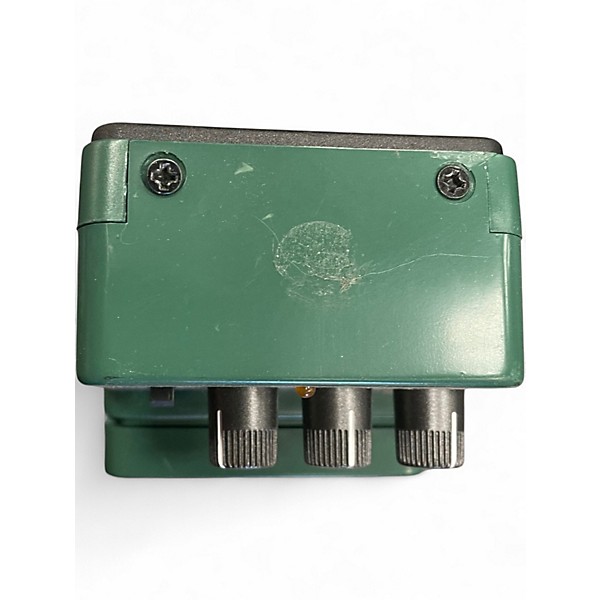 Used Behringer UV300 Ultra Vibrato Effect Pedal