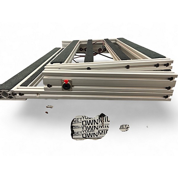 Used Miscellaneous Hand-Wired Folding Pedal Board