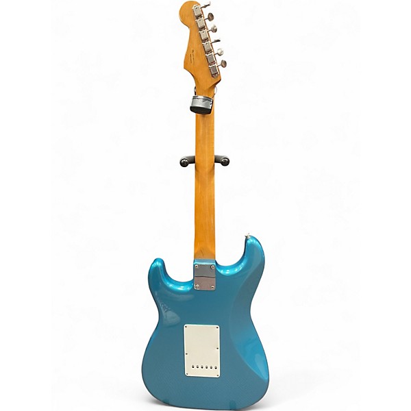 Used Fender Classic Series '60s Stratocaster Lake Placid Blue Solid Body Electric Guitar