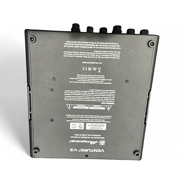 Used Ampeg Venture V3 Bass Amp Head