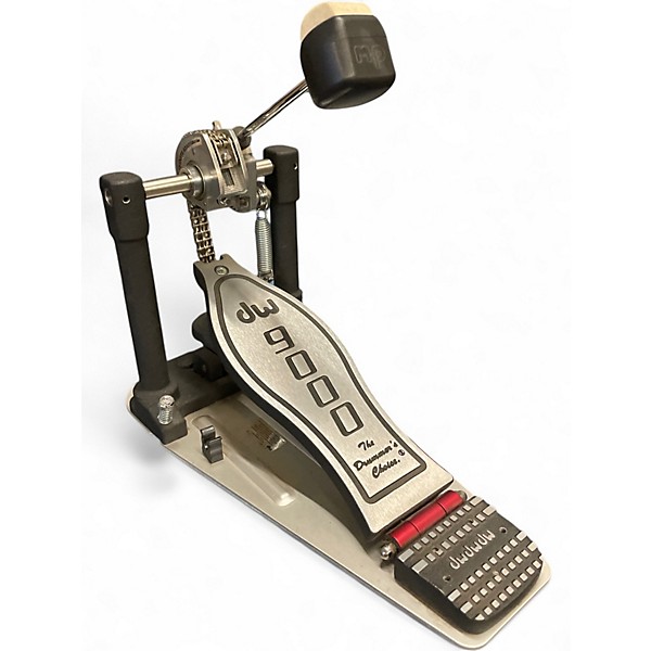 Used DW 9000 Series Single Single Bass Drum Pedal