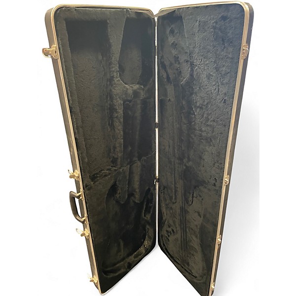 Used strandberg California TT4 White Electric Bass Guitar