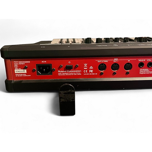 Used KORG FANTOM 6 Keyboard Workstation