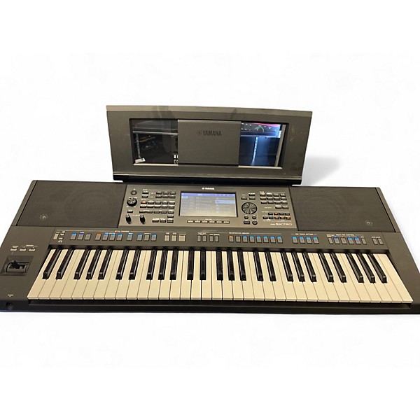 Used Yamaha PSR-SX720 Keyboard Workstation