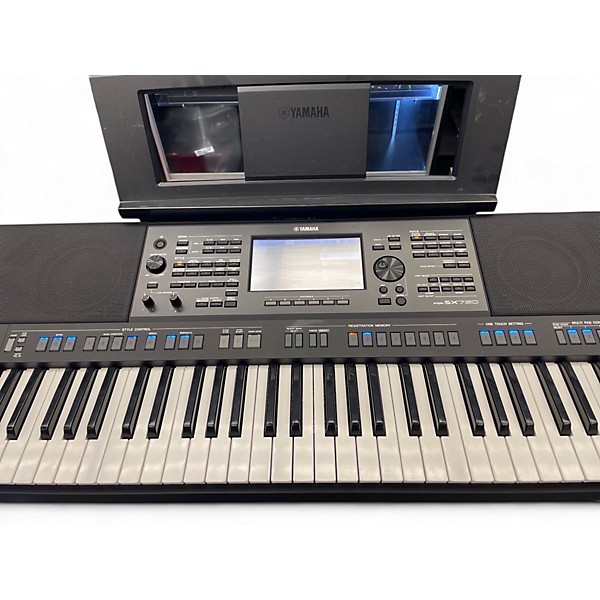 Used Yamaha PSR-SX720 Keyboard Workstation