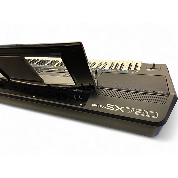 Used Yamaha PSR-SX720 Keyboard Workstation