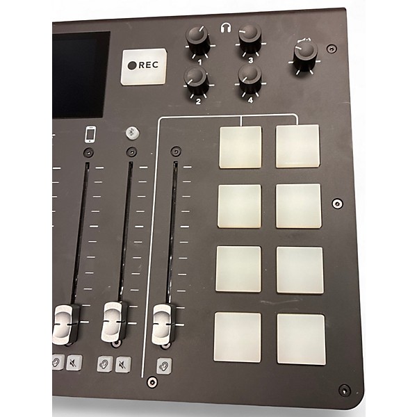 Used RODE rodecaster pro Digital Mixer