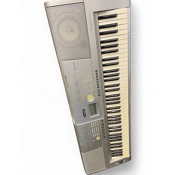 Used Yamaha DGX205 Digital Piano