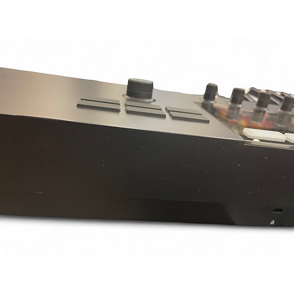 Used Native Instruments Komplete Kontrol S49 MIDI Controller