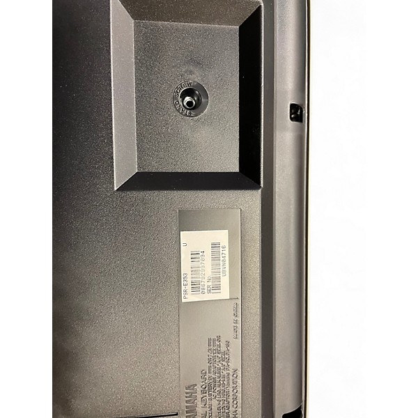 Used Yamaha PSRE323 61 Key Portable Keyboard