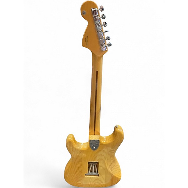 Used 2006 Fender 1970 Reissue Stratocaster Natural Solid Body Electric Guitar