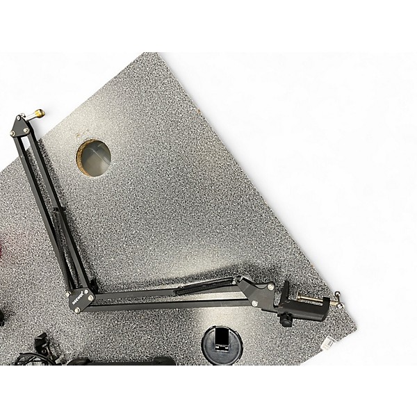 Used Neewer NW700 Dynamic Microphone