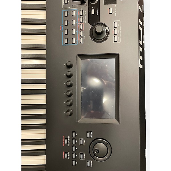 Used Yamaha MONTAGE M8x 88-Key Synthesizer