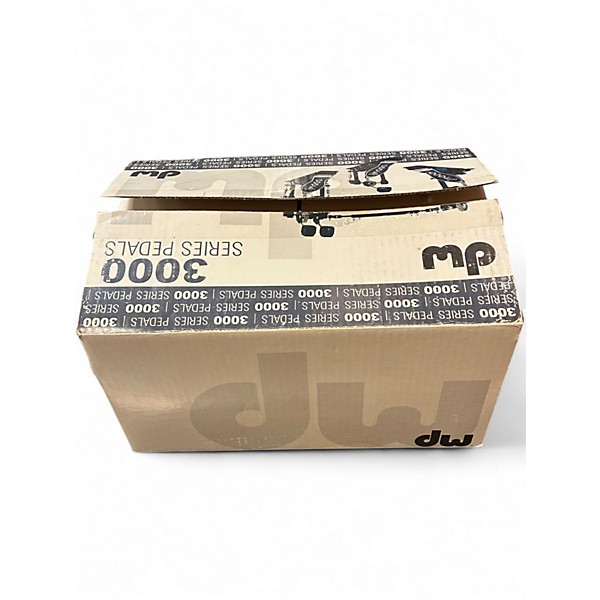 Used DW 3000 Series Single Single Bass Drum Pedal