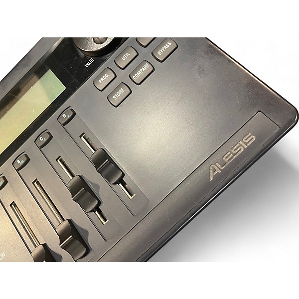 Used Alesis Wedge Effects Processor