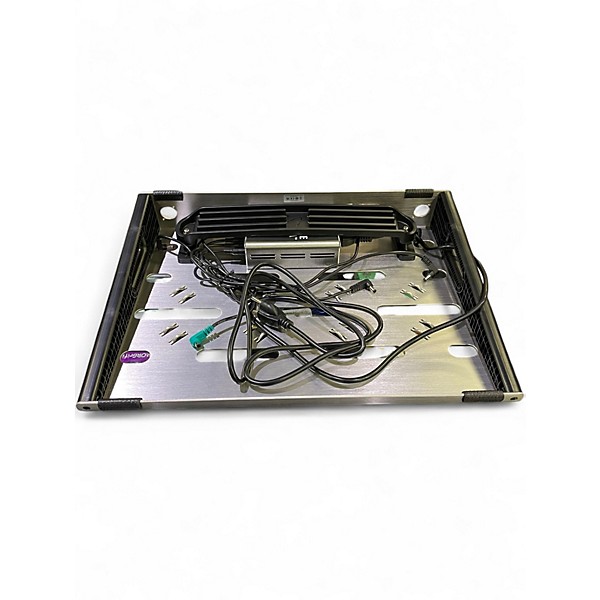 Used Fender Professional Pedalboard Medium Pedal Board