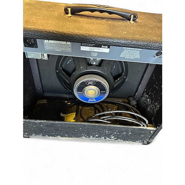 Used Peavey Vyper 30 Guitar Combo Amp