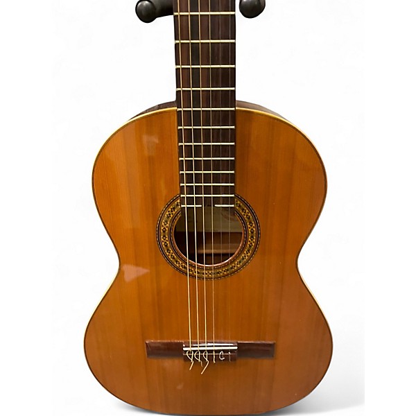 Used Valencia model 30 natrual Classical Acoustic Guitar