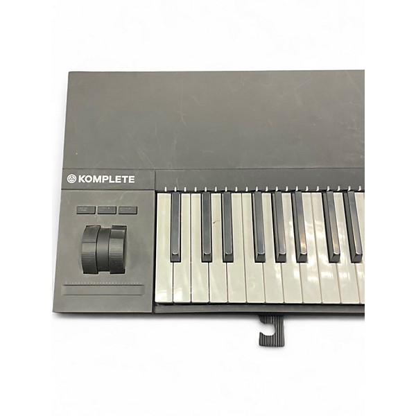 Used Native Instruments Komplete Kontrol S88 MIDI Controller