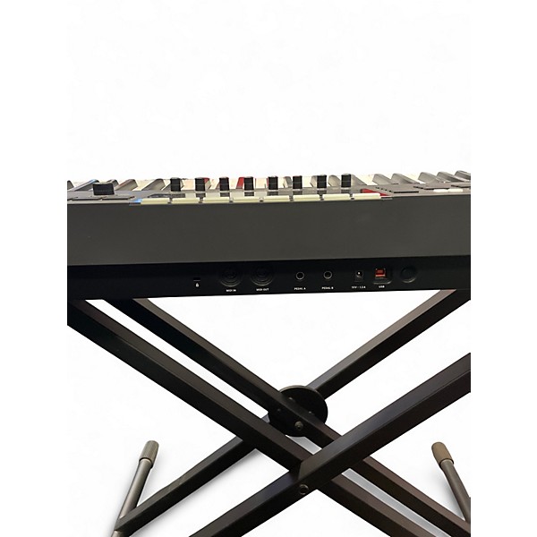 Used Native Instruments Komplete Kontrol S88 MIDI Controller