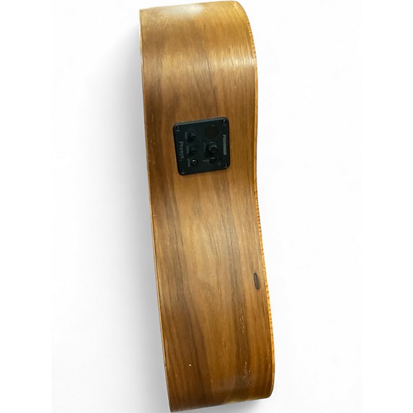 Used Seagull WALNUT EQ Natural Acoustic Electric Guitar