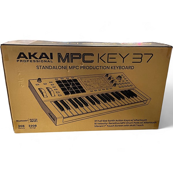 Used Akai Professional MPC KEY 37 Arranger Keyboard