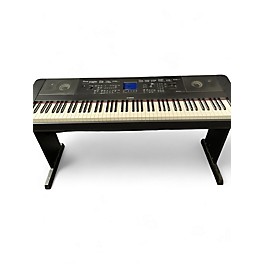 Used Yamaha DGX660 Portable Keyboard