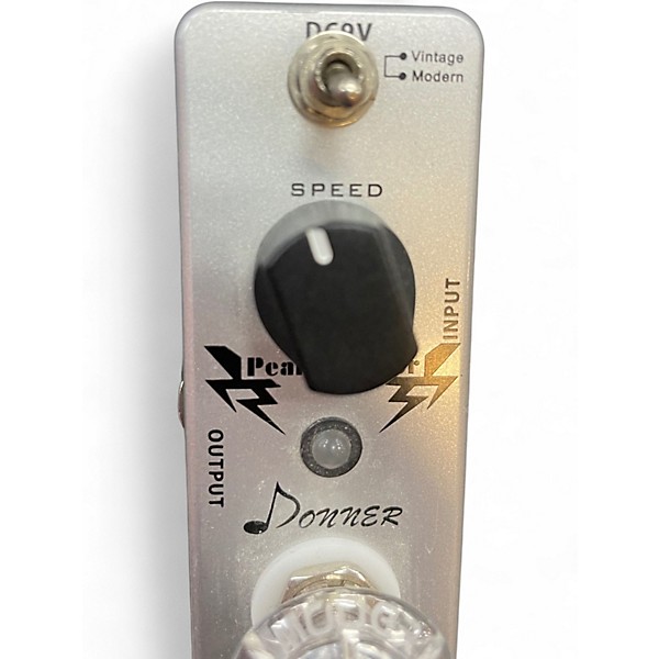 Used Donner PEARL TREMOR Effect Pedal