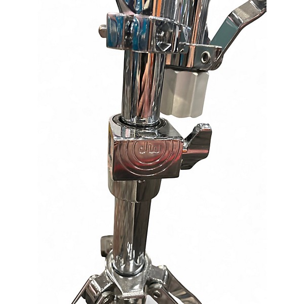 Used DW 5000 SERIES Snare Stand