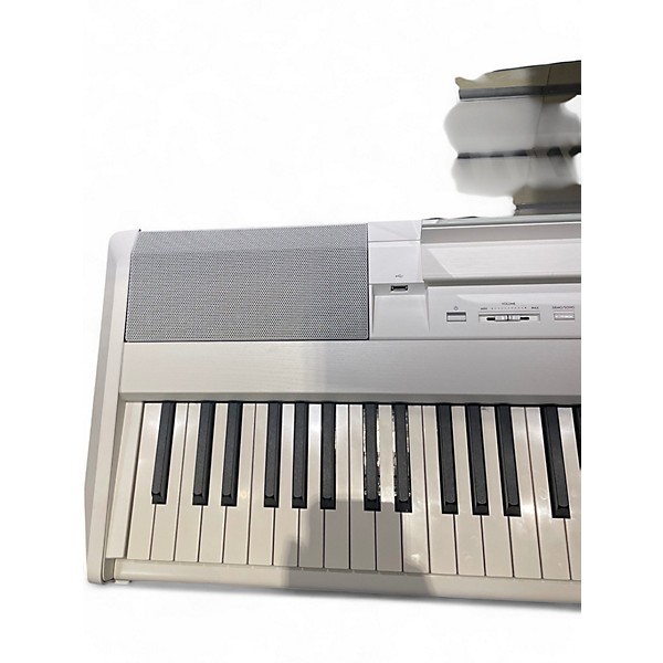 Used Yamaha P525 Keyboard Workstation