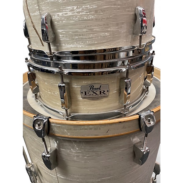 Used Pearl 5 Piece Export Vintage White Marine Pearl Drum Kit