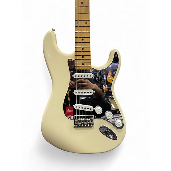 Used Fender STRATOCASTER HITMAKER Olympic White Solid Body Electric Guitar