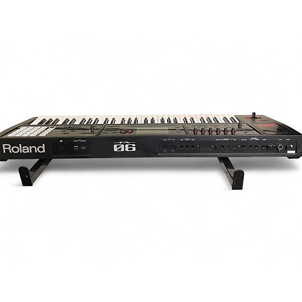Used Roland FA06 Keyboard Workstation