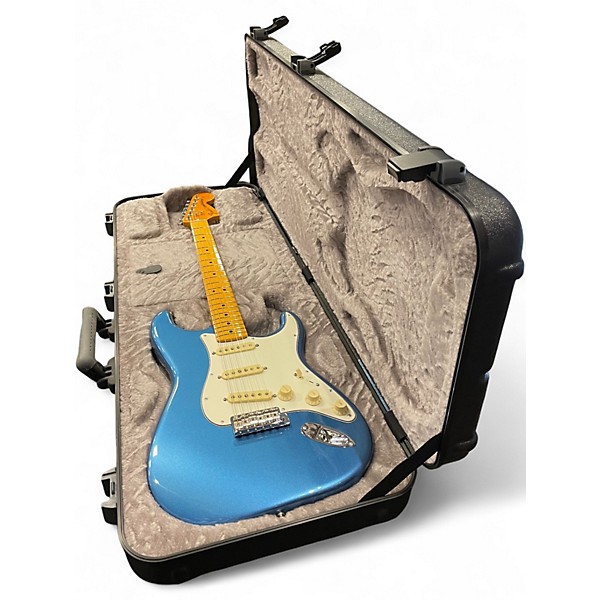 Used Fender 2024 American Vintage II 1973 Reissue Stratocaster Lake Placid Blue Solid Body Electric Guitar