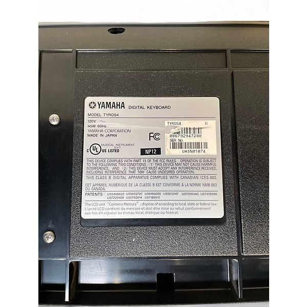 Used Yamaha tyros 4 61 key Keyboard Workstation