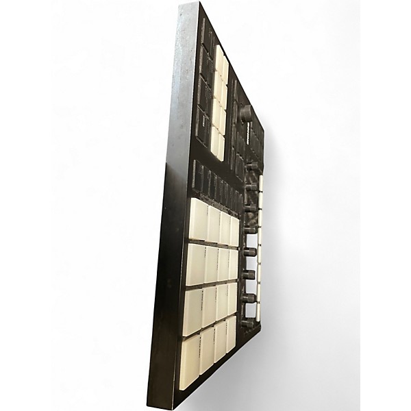 Used Native Instruments Maschine MK3 MIDI Controller