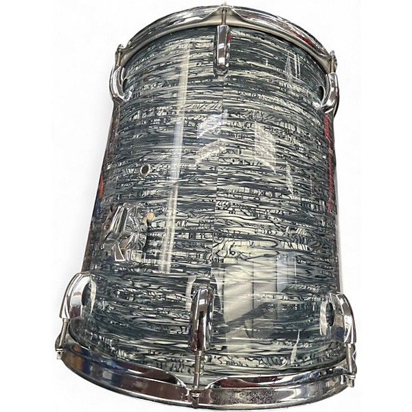 Used Pearl 4 Piece Vision Silver Oyster Pearl Drum Kit