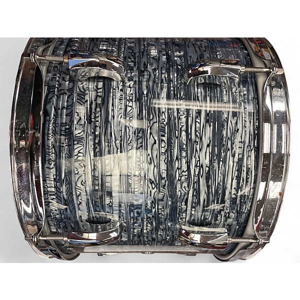 Used Pearl 4 Piece Vision Silver Oyster Pearl Drum Kit