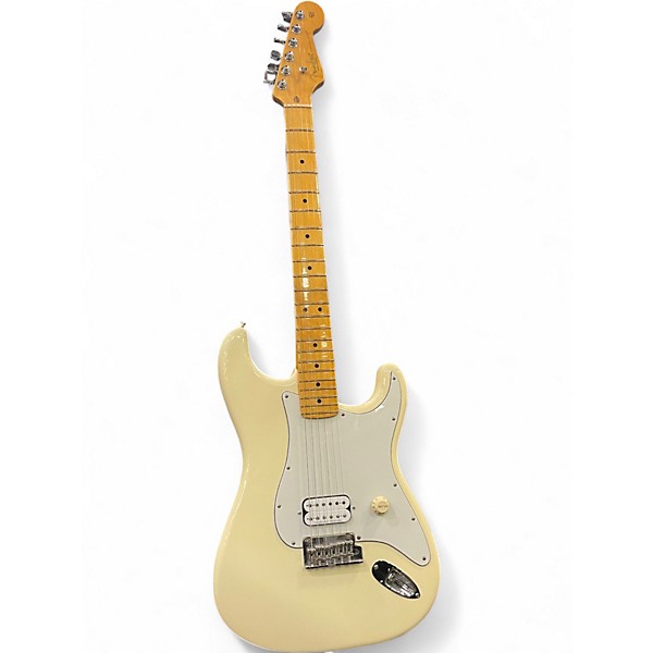Used 2022 Fender American Professional II Stratocaster Olympic White Solid Body Electric Guitar