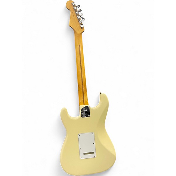 Used 2022 Fender American Professional II Stratocaster Olympic White Solid Body Electric Guitar