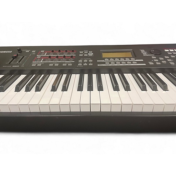 Used Yamaha MOXF8 88 Key Keyboard Workstation